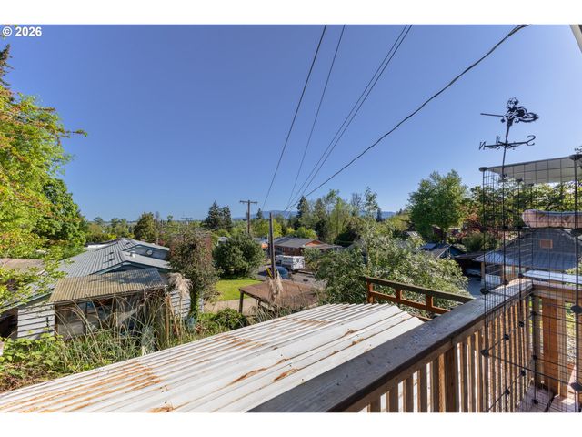 2310 ORR Ln, Eugene, OR 97405