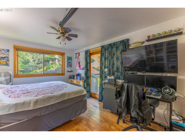 2310 ORR Ln, Eugene, OR 97405