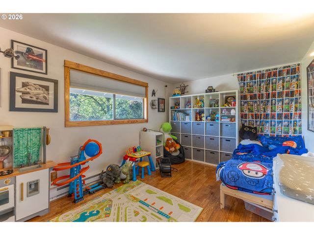 2310 ORR Ln, Eugene, OR 97405