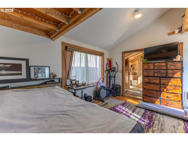 2310 ORR Ln, Eugene, OR 97405