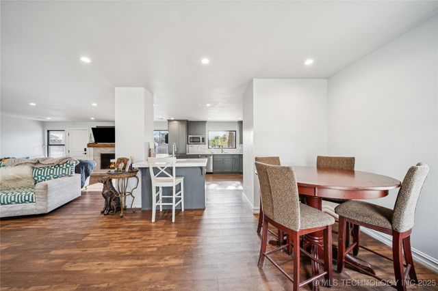 3822 E 56th Place, Tulsa, OK 74135