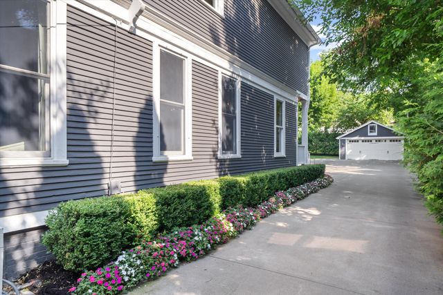 530 W Main Street, Northville City, MI 48167
