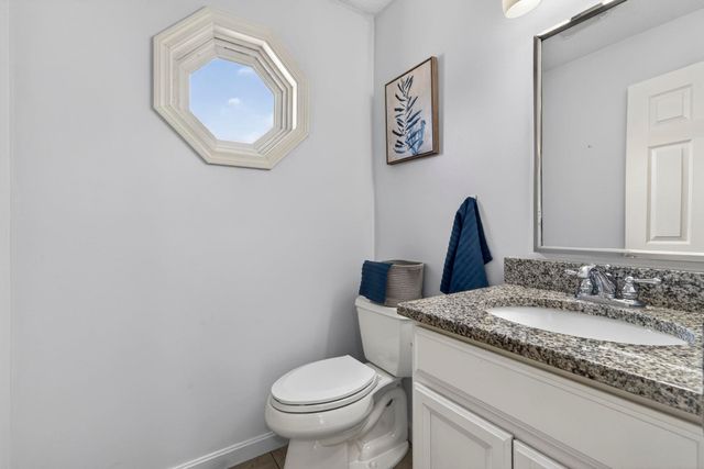 5 Walnut Circle, Merrimack, NH 03054