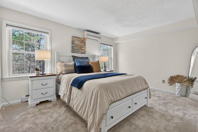 5 Walnut Circle, Merrimack, NH 03054