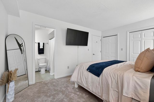 5 Walnut Circle, Merrimack, NH 03054