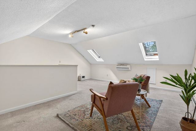 5 Walnut Circle, Merrimack, NH 03054