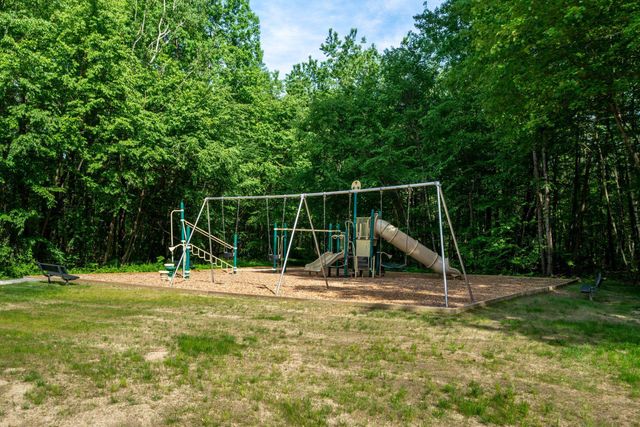 5 Walnut Circle, Merrimack, NH 03054