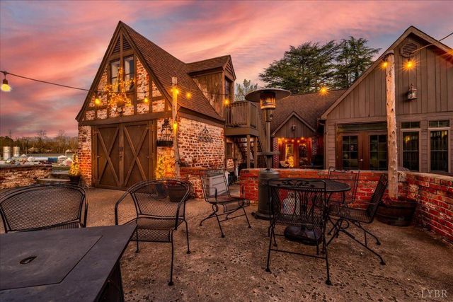 1670 Church Street, Appomattox, VA 24522