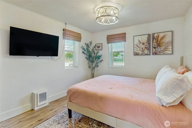 320 S Central Street, Brewster, WA 98812