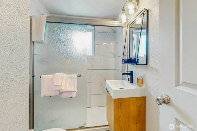 320 S Central Street, Brewster, WA 98812