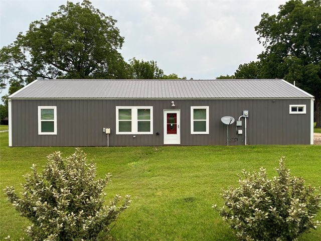 4877 Fm 84, Denison, TX 75020