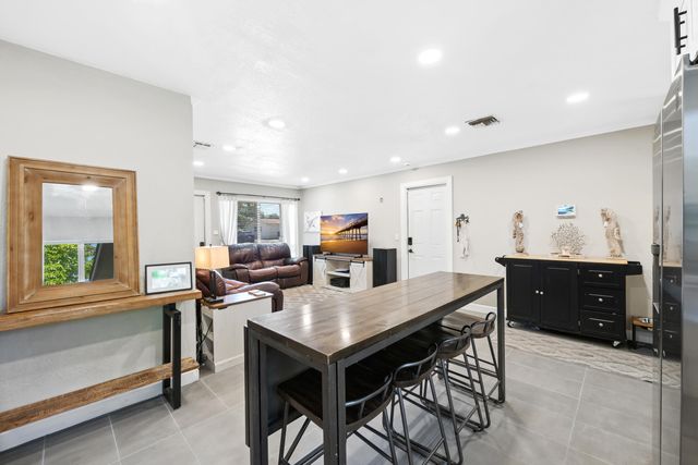 611 NW 18th Court, Pompano Beach, FL 33060