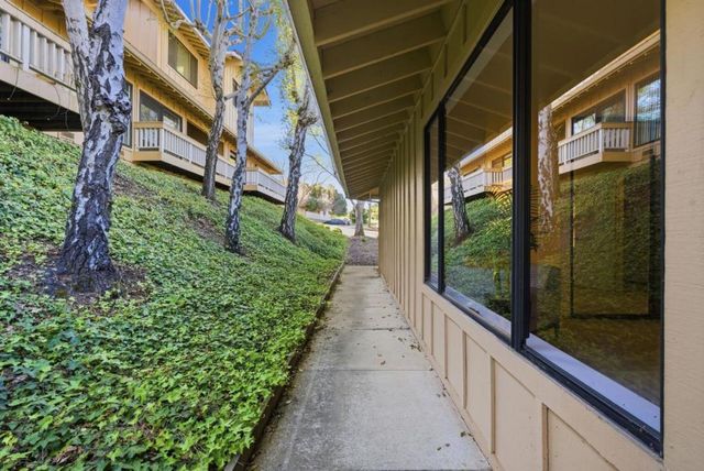 17 Azalea Lane, San Carlos, CA 94070