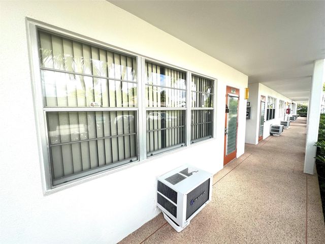 377 Tilford R 377, Deerfield Beach, FL 33442