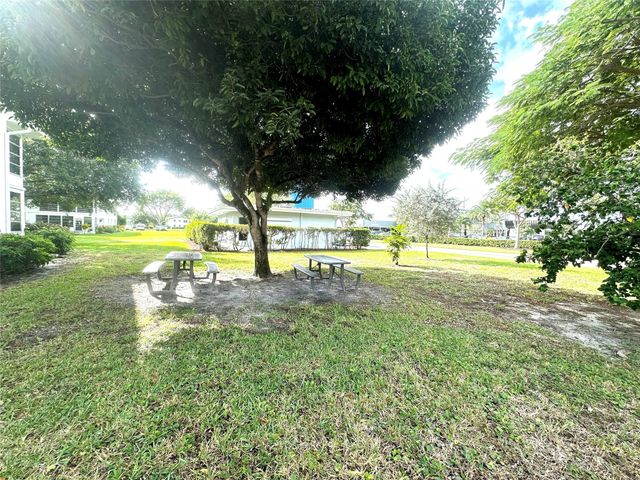 377 Tilford R 377, Deerfield Beach, FL 33442