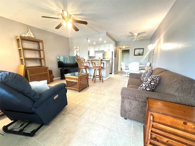 377 Tilford R 377, Deerfield Beach, FL 33442