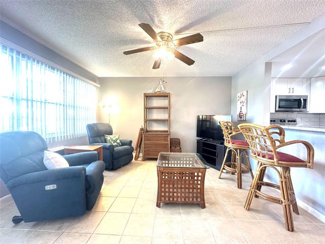 377 Tilford R 377, Deerfield Beach, FL 33442