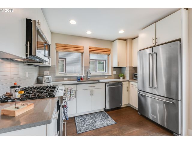 7952 Se 6TH Ave 3, Portland, OR 97202