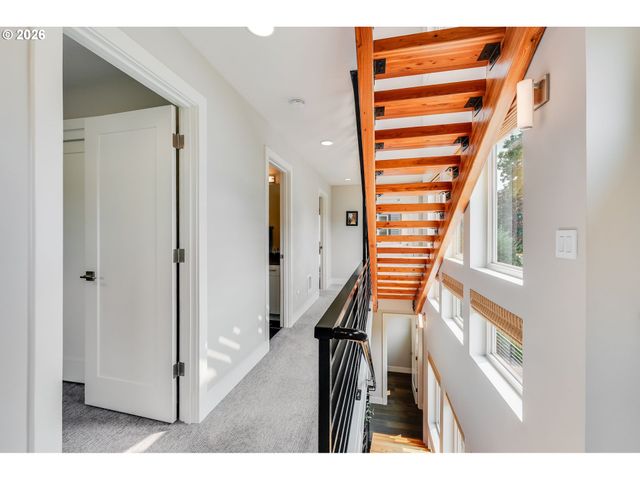 7952 Se 6TH Ave 3, Portland, OR 97202