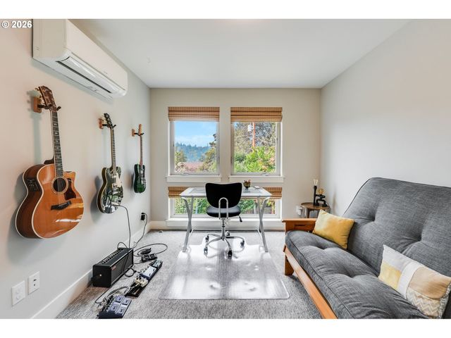7952 Se 6TH Ave 3, Portland, OR 97202