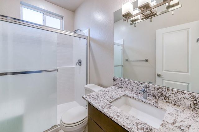 518 Traverse Drive S, Madera, CA 93636