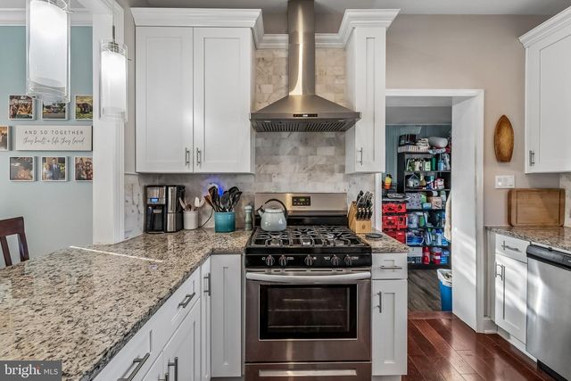 502 MOUNT LAUREL RD, Mount Laurel, NJ 08054