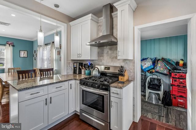 502 MOUNT LAUREL RD, Mount Laurel, NJ 08054