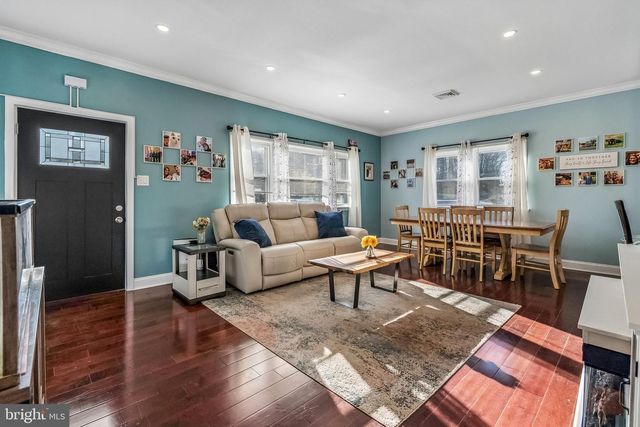 502 MOUNT LAUREL RD, Mount Laurel, NJ 08054