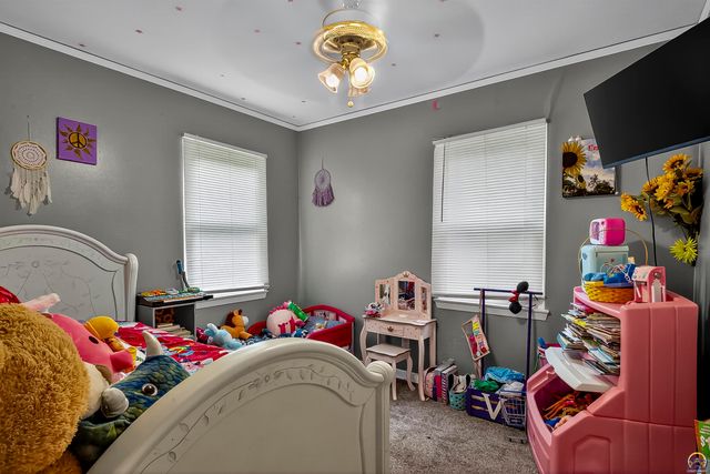 2400 SW 24th ST, Topeka, KS 66611