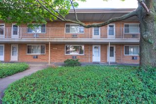 4211 W 95th Street 1C, Oak Lawn, IL 60453