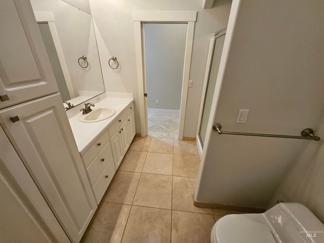 1964 E Summercove Dr, Meridian, ID 83646