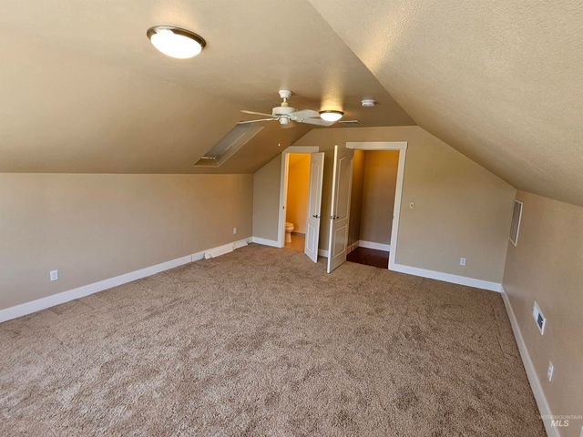 1964 E Summercove Dr, Meridian, ID 83646