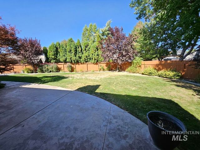 1964 E Summercove Dr, Meridian, ID 83646