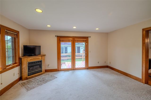 216 Hampton Road, Syracuse, NY 13203