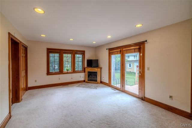 216 Hampton Road, Syracuse, NY 13203