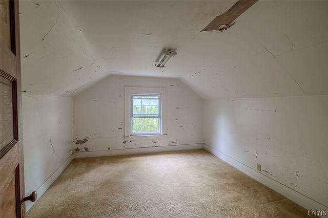 216 Hampton Road, Syracuse, NY 13203