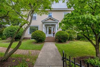 216 Hampton Road, Syracuse, NY 13203