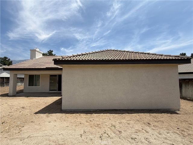 2705 Sunset Lane, San Bernardino, CA 92407