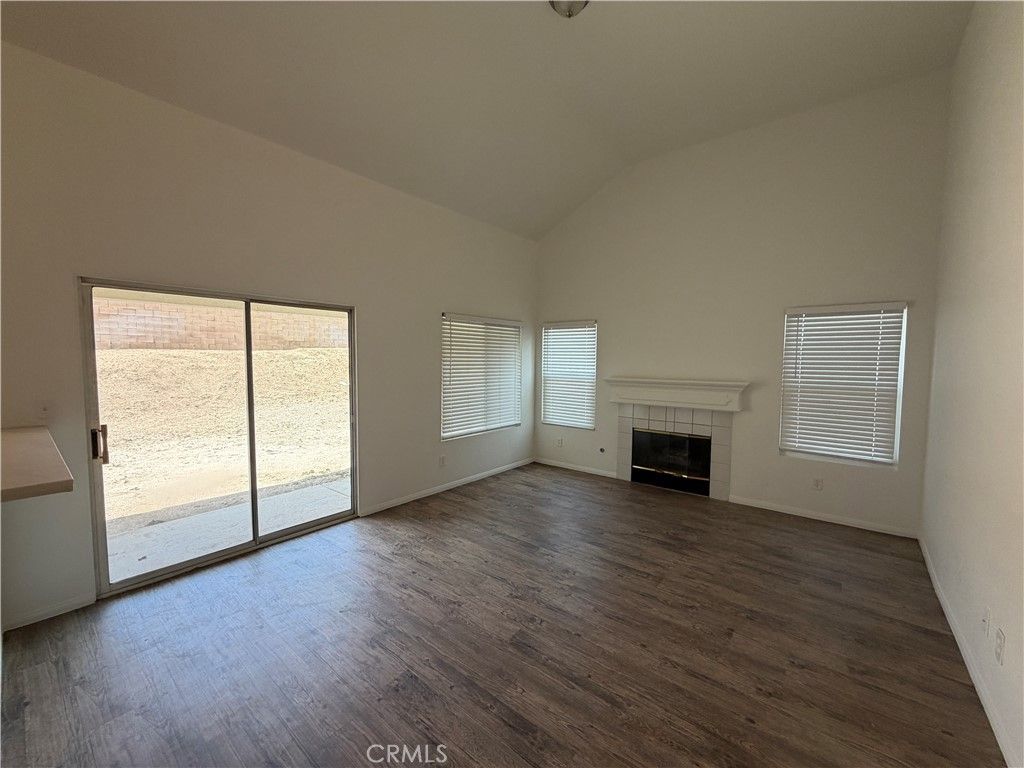 Image 12 of property listing at 2705 Sunset Lane, San Bernardino, CA 92407