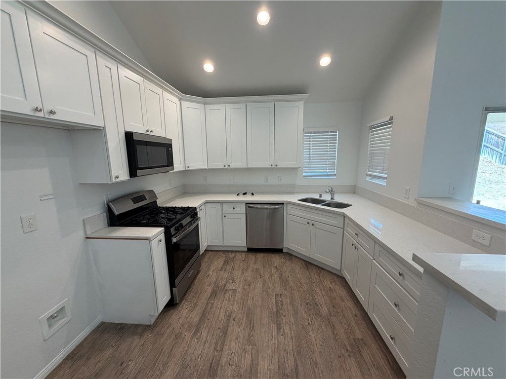 Image 16 of property listing at 2705 Sunset Lane, San Bernardino, CA 92407