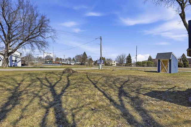 616 REID STREET, De Pere, WI 54115
