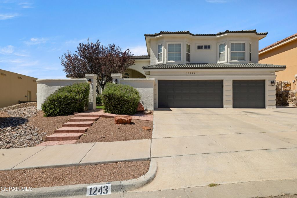 1243 FRANKLIN JAY Lane, El Paso, TX 79912