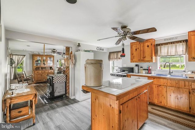 5634 PEARSONS CORNER RD, Dover, DE 19904