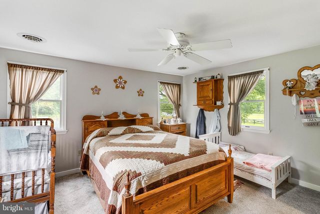 5634 PEARSONS CORNER RD, Dover, DE 19904