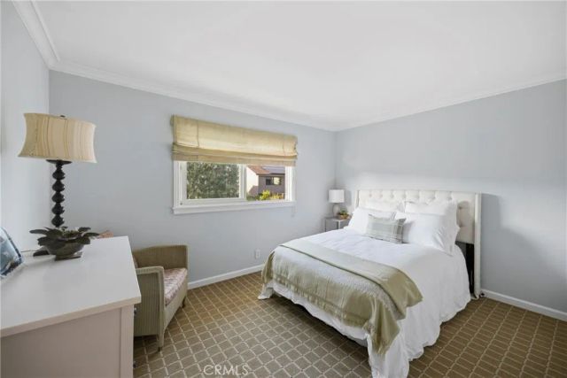 9601 Dumbreck Drive, Huntington Beach, CA 92646