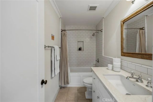 9601 Dumbreck Drive, Huntington Beach, CA 92646