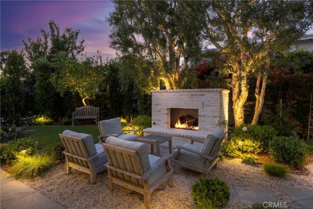 9601 Dumbreck Drive, Huntington Beach, CA 92646