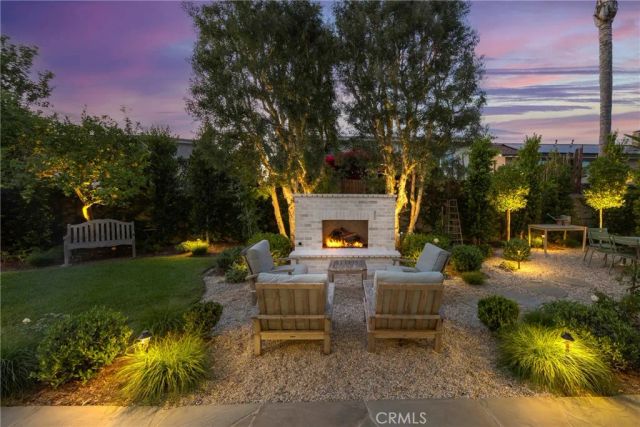 9601 Dumbreck Drive, Huntington Beach, CA 92646