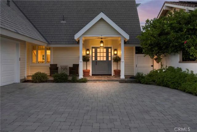 9601 Dumbreck Drive, Huntington Beach, CA 92646