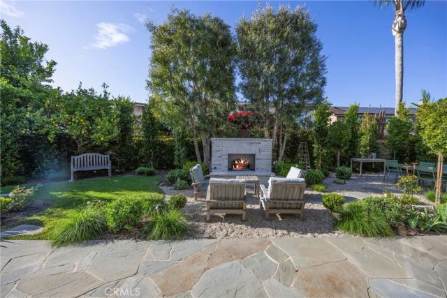 9601 Dumbreck Drive, Huntington Beach, CA 92646